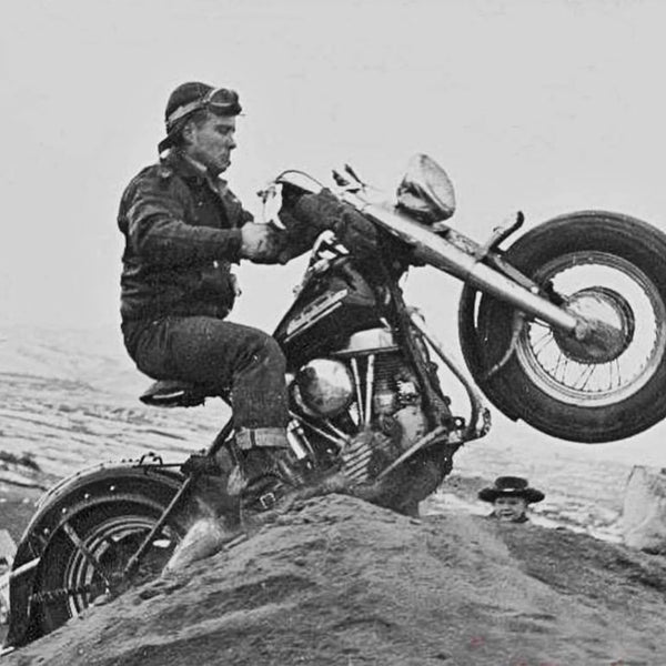 Limited Edition - Engineer 2966 - Black Klondike